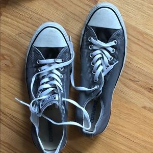 Men’s converse size 11